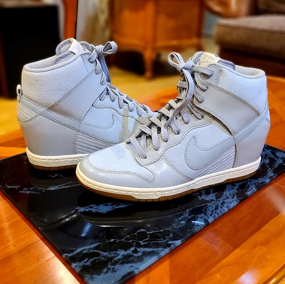 nike wedge sneakers size 10